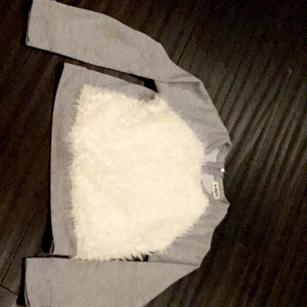 Gray long sleeve with fuzzy white stomach
